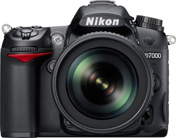 Зеркальный фотоаппарат Nikon D7000 Kit (18-55 VR)